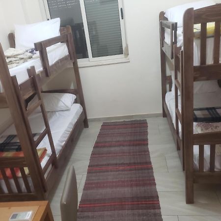 Hostel Oakland 티라나 외부 사진