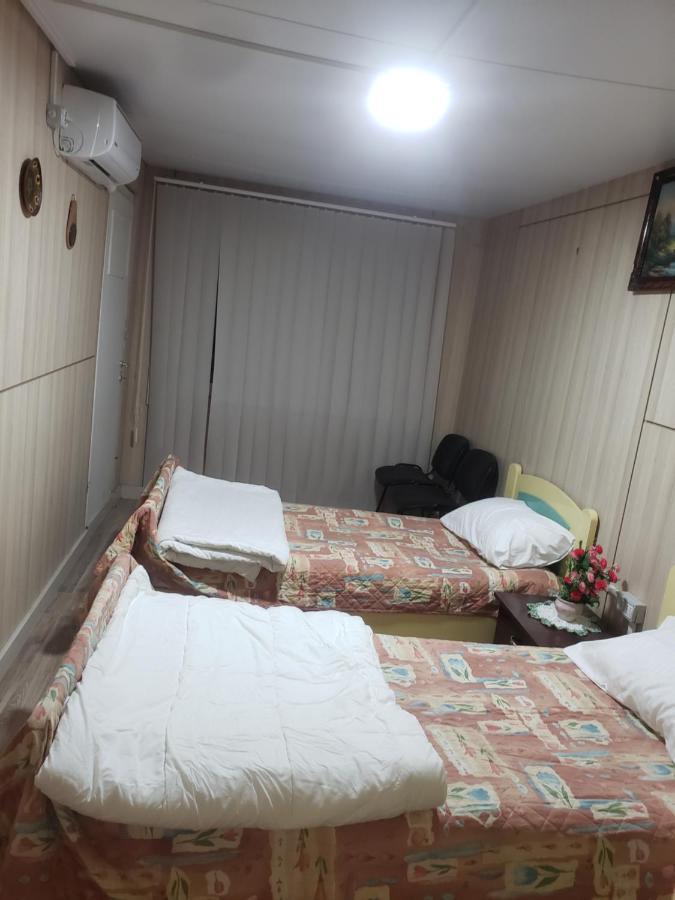 Hostel Oakland 티라나 외부 사진