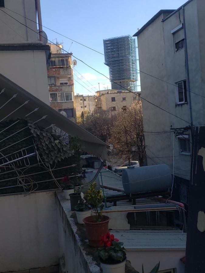 Hostel Oakland 티라나 외부 사진