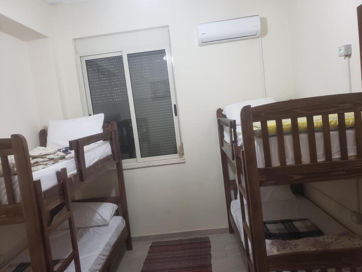 Hostel Oakland 티라나 외부 사진