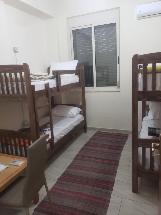 Hostel Oakland 티라나 외부 사진
