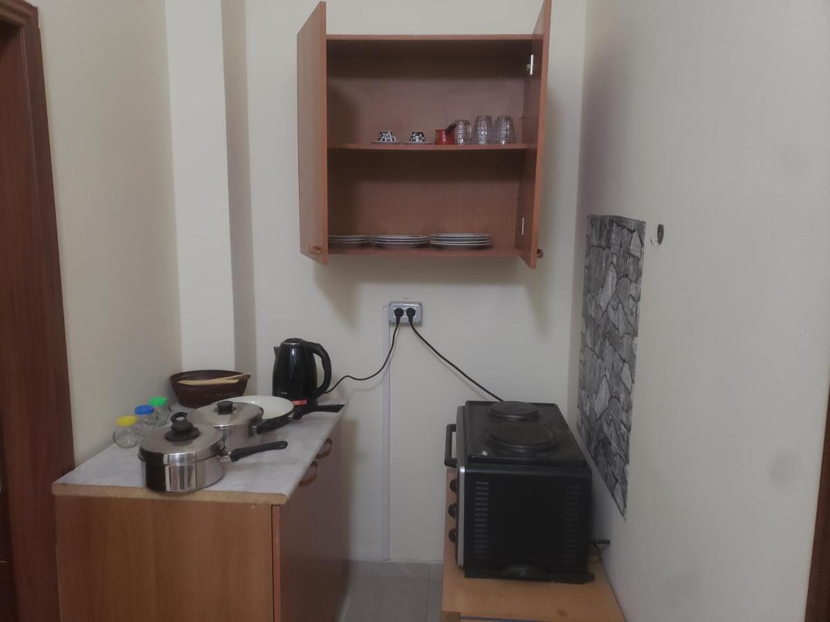 Hostel Oakland 티라나 외부 사진