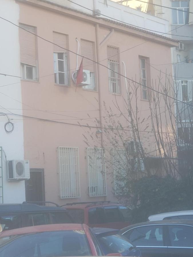 Hostel Oakland 티라나 외부 사진