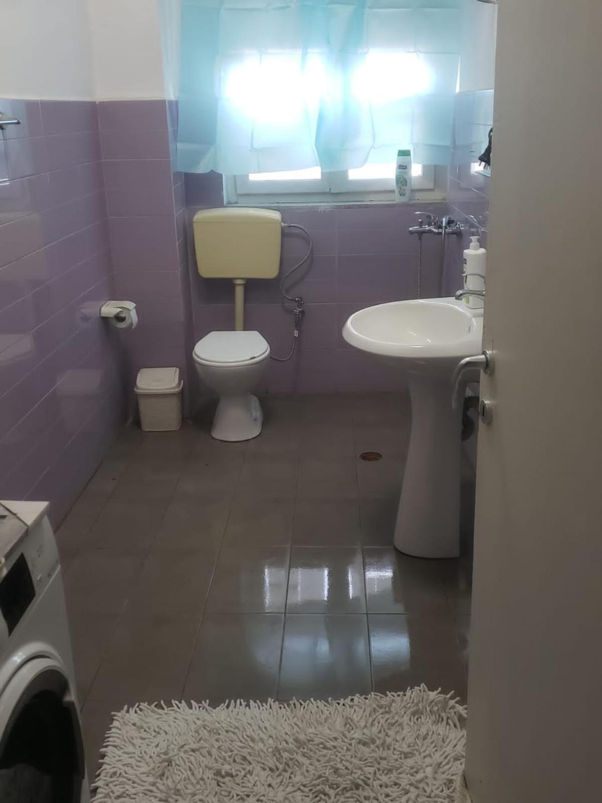 Hostel Oakland 티라나 외부 사진